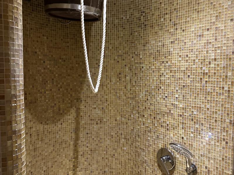 ヒルトン バクー 水桶