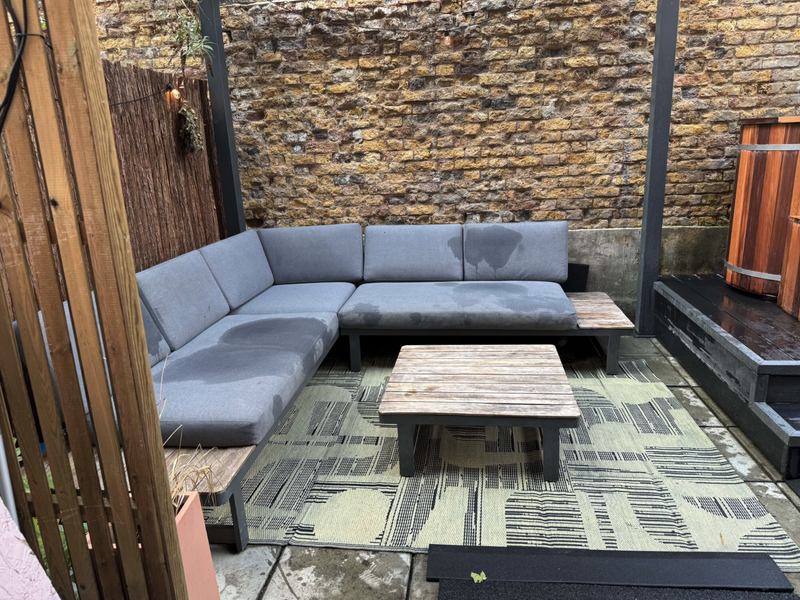 Sauna Social Club 外気浴スペース