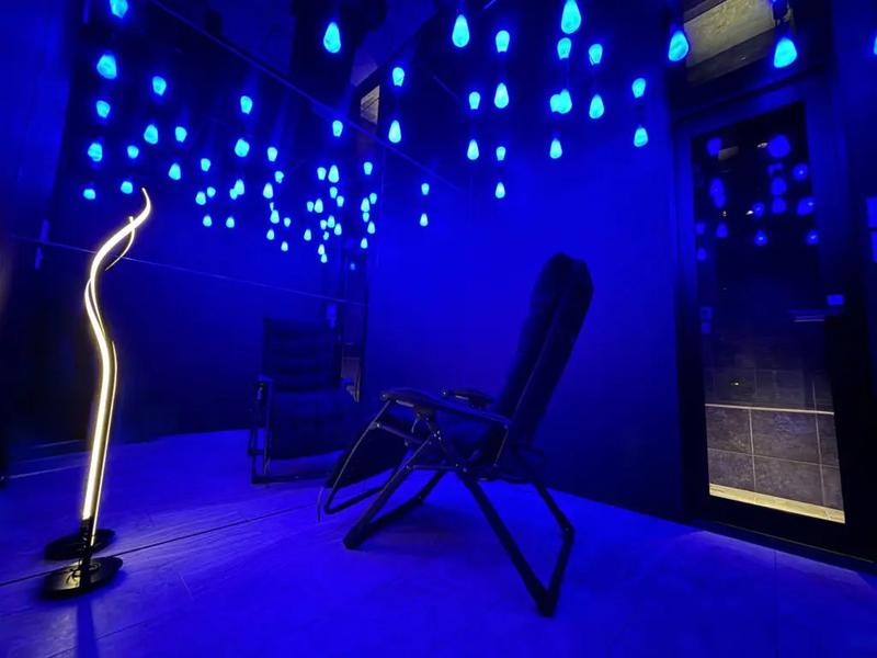 個室サウナとと 東梅田店 写真