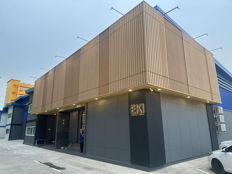 EKI ONSEN & SAUNA 外観