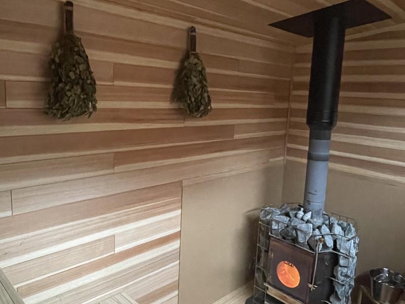 OYASU SAUNA サウナ室内