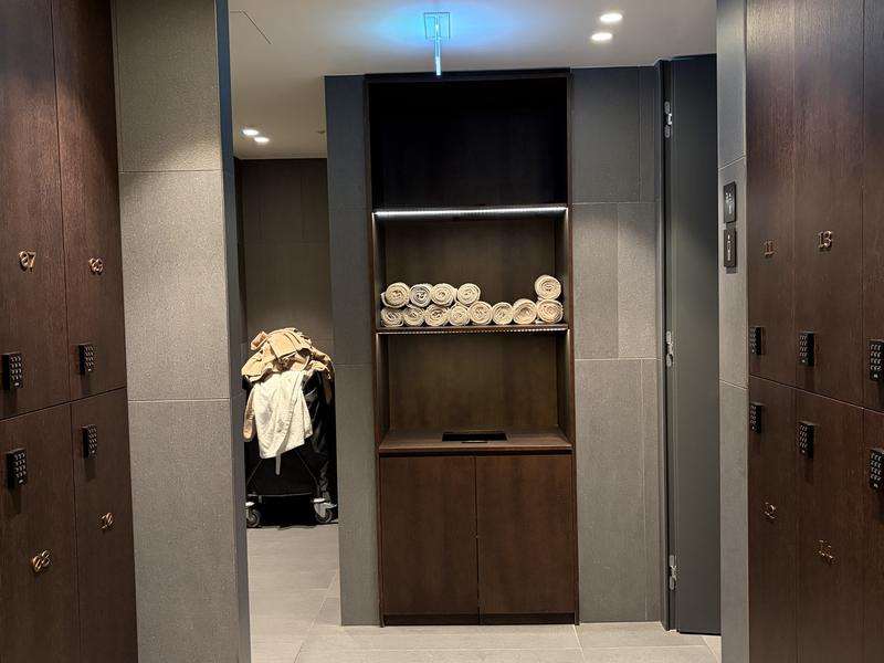 Dorothea Hotel, Budapest, Autograph Collection 更衣室　タオルは使い放題