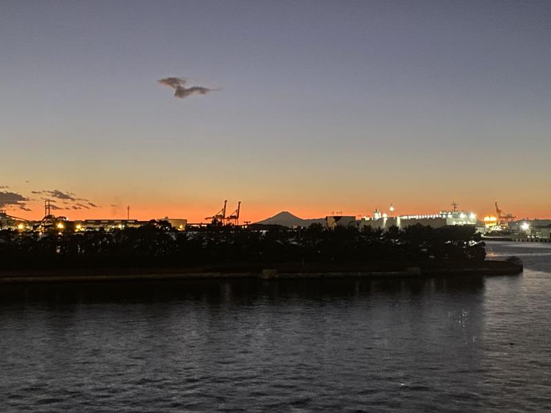 かのほてる&キャビン 千葉蘇我 露天から見た景色(富士山)
