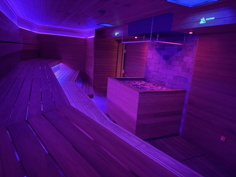 SAUNA totonou 堺東駅前店 HALL（大サウナ室）