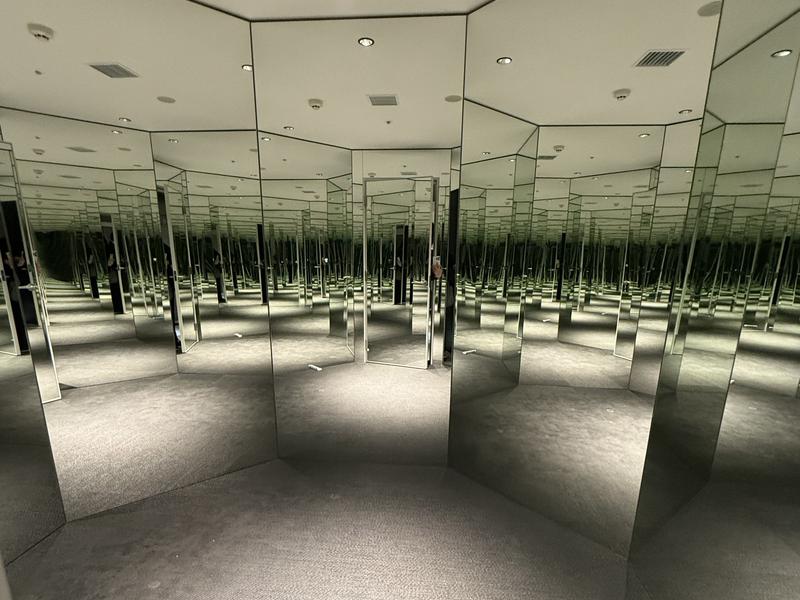 CORE SAUNA 堺東駅前店 MUSCLE MIRROR（八面鏡）
