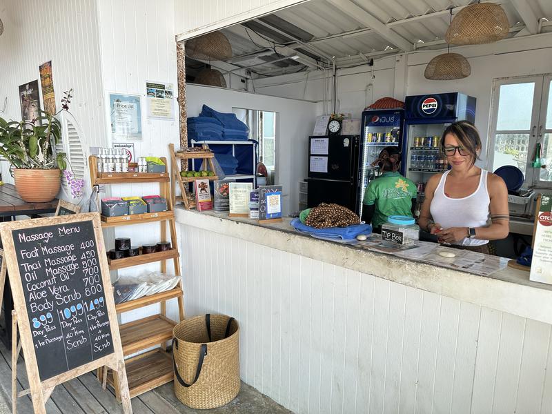 Jintana Herb Sauna by the Beach 受付