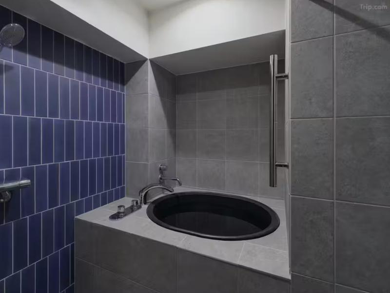 BASE LAYER HOTEL 福岡 チラー