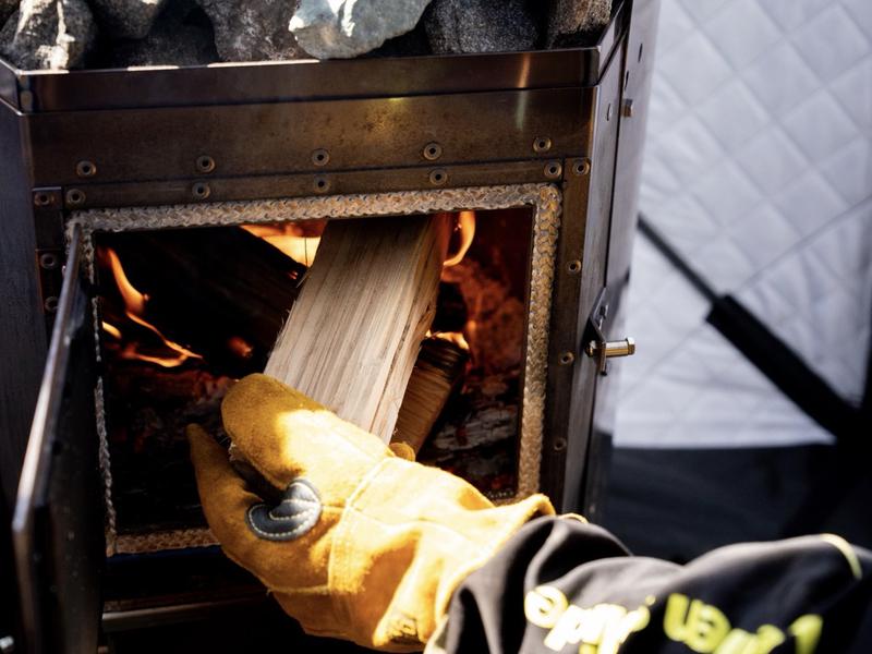 サバンナ箱根 入れ放題の薪サウナ