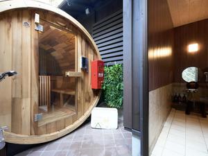 竹野の海辺 湯やど 海の音 写真