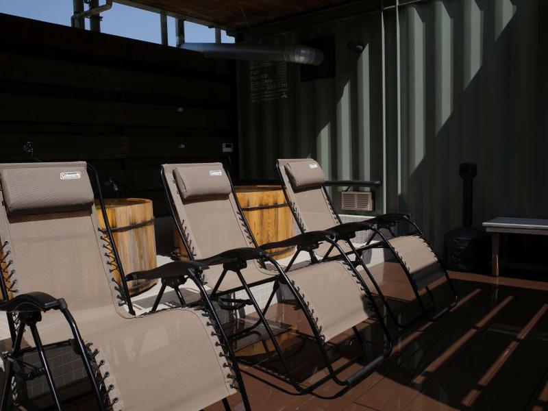 JUNGRING SAUNA 外気浴スペース