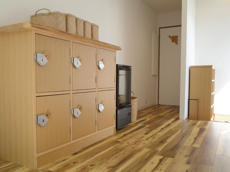 JUNGRING SAUNA ロッカー冷蔵庫あり