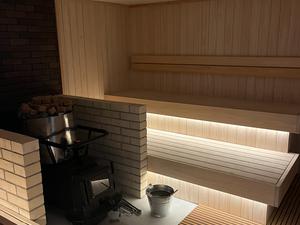 ジム&薪サウナ 八右衛門 写真