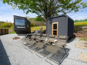 日は沈み、また昇る。 写真