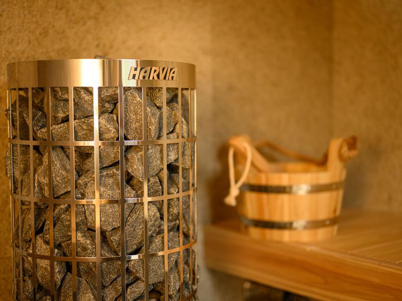 日は沈み、また昇る。 HARVIAシリンドロ6でセルフロウリュが可能