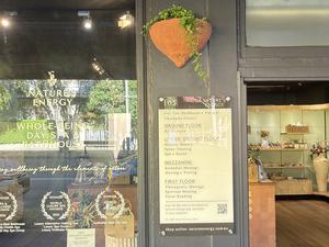 Nature's Energy Day Spa & Bathhouse in Newtown 写真