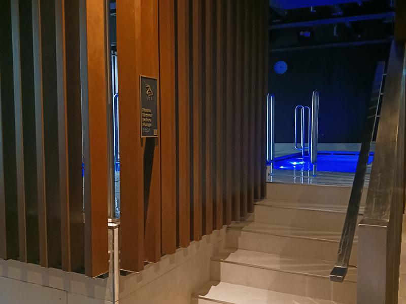 The Hot Box Sauna Bolands Mills 水風呂 (cold pool)