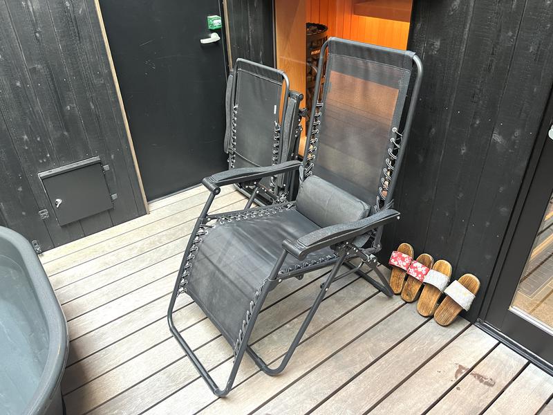 瀬戸内サウナホテル月 チェア