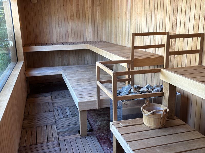 Sauna et Bains Collectifs コンテナサウナ