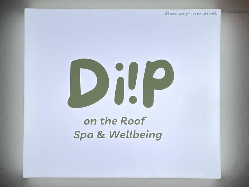 DIP on the Roof – Sauna, Steam, Swim & Spa 写真