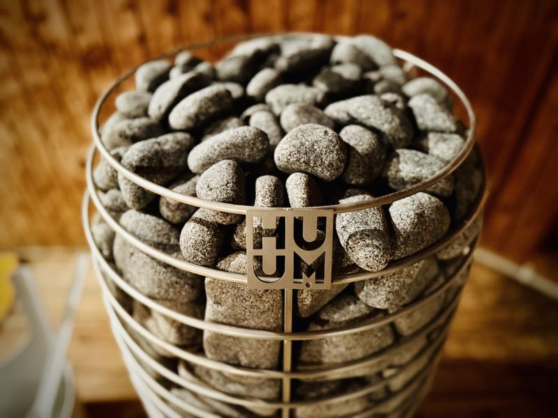 やまの湯 セルフロウリュ用HUUMサウナストーブ