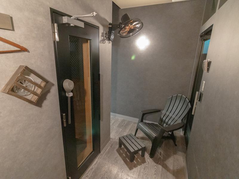 ひとりサウナ ロウリューランド川崎 サウナ前室