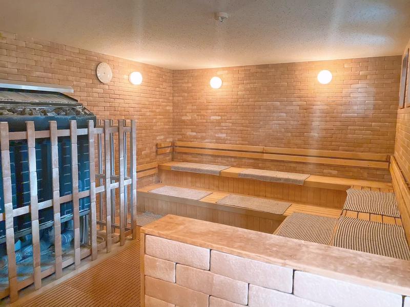 スーパー銭湯 小山やすらぎの湯 女性サウナ室
