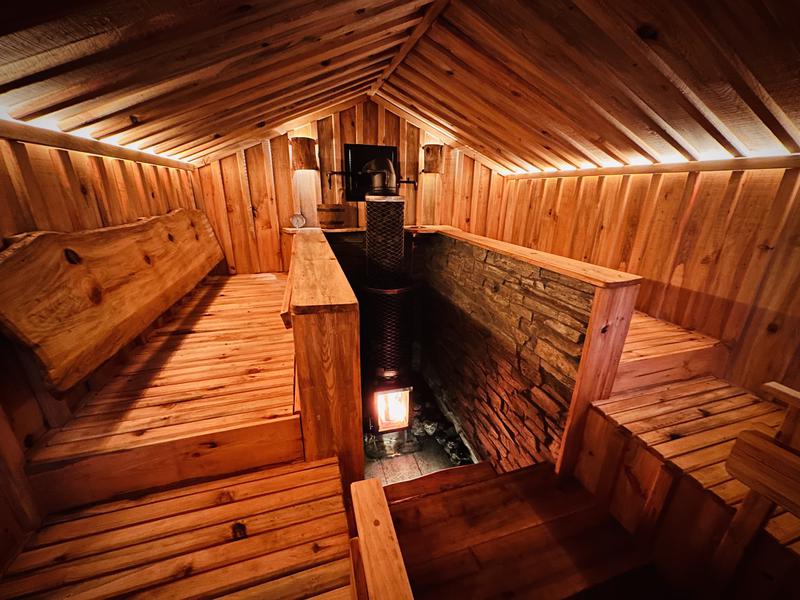 AKAGI LOG INN 写真