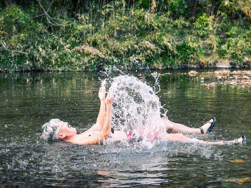 CAWAZ base 首都圏とは思えない透明度！川水風呂