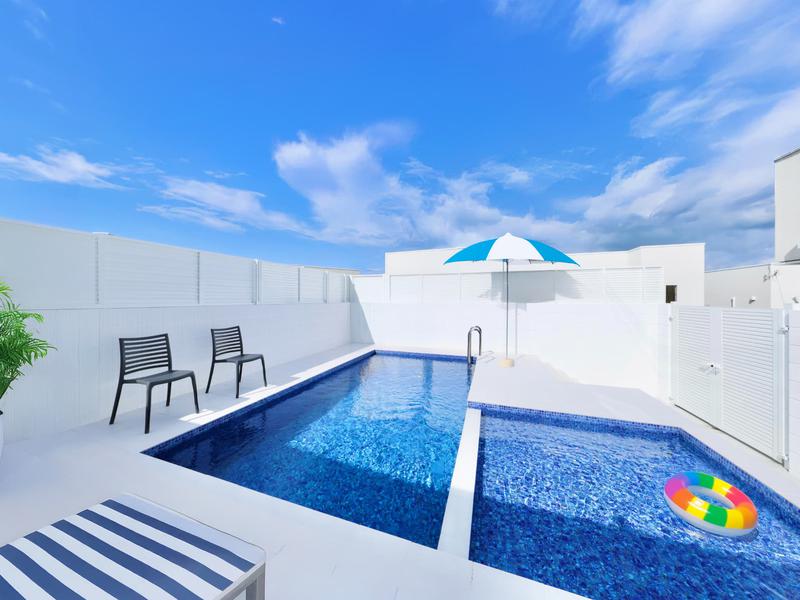 クリスタルヴィラ白浜 プールを水風呂として活用/I棟