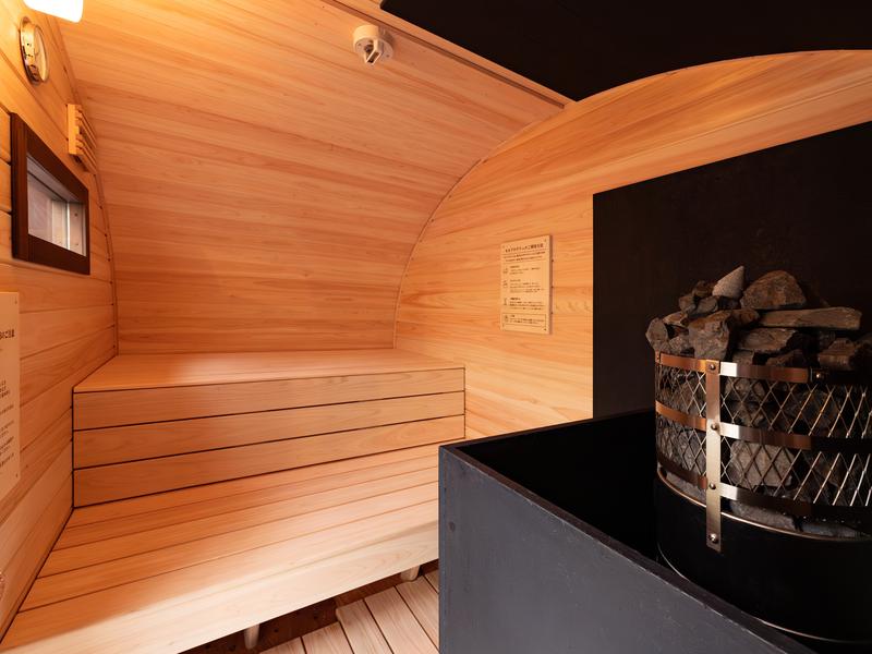 越のゆ 敦賀店 バレルサウナ（セルフロウリュ可能）