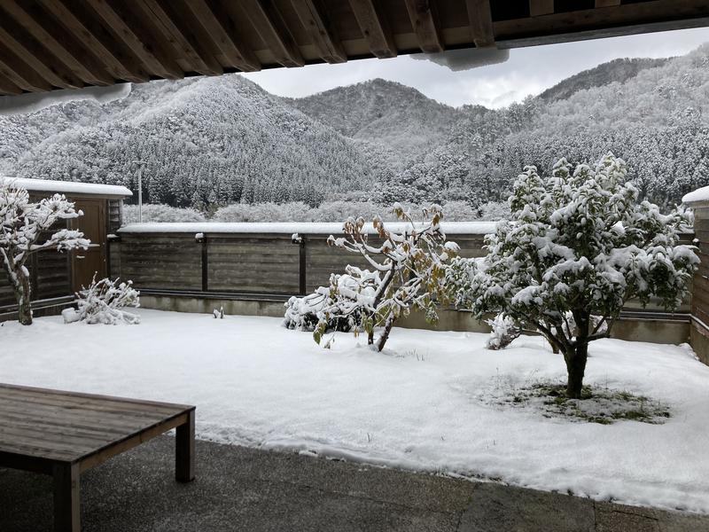 かすみ矢田川温泉 冬露店景色