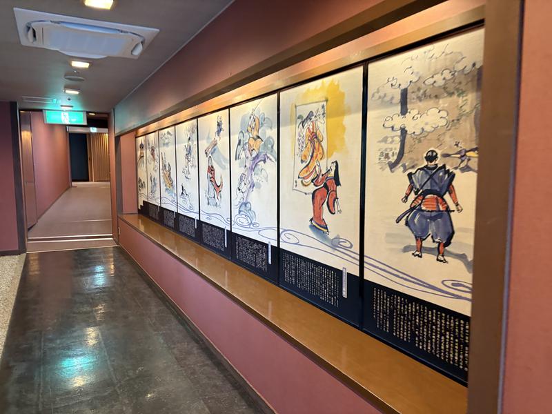 里湯昔話雄山荘 大浴場までの通路　物語を感じれて楽しいぬん