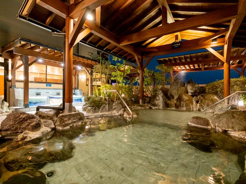 豊田挙母温泉 おいでんの湯 露天エリア