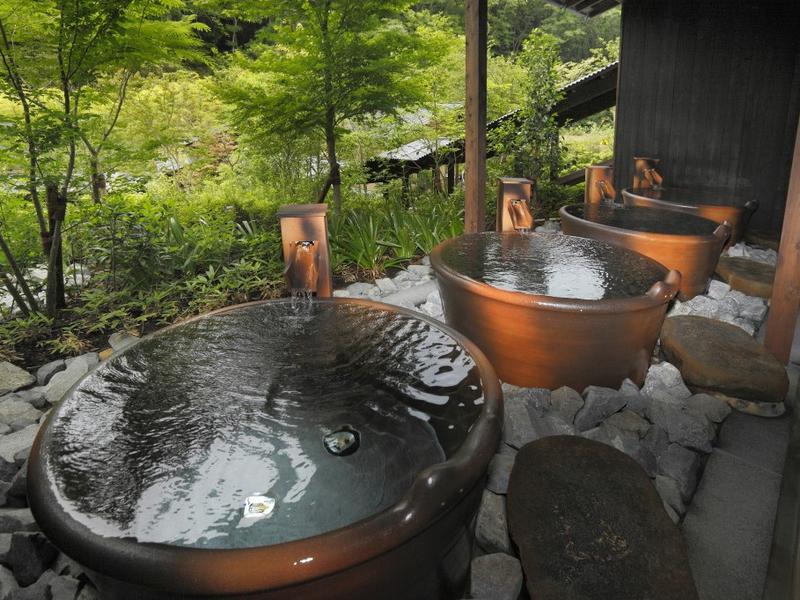 野天スパ 十界の湯 ※旧:延羽の湯 野天 閑雅山荘 壺湯