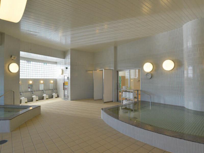 生駒山麓公園ふれあいセンター ボタン式シャワー、白湯、バイブラ湯、打たせ湯、サウナ室