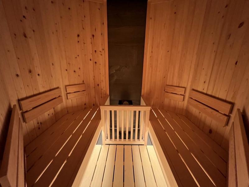 ROKU private sauna サウナ室内