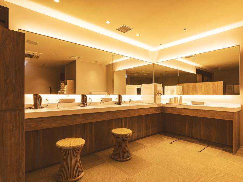 江田島荘・えたじま温泉 脱衣所（女性）