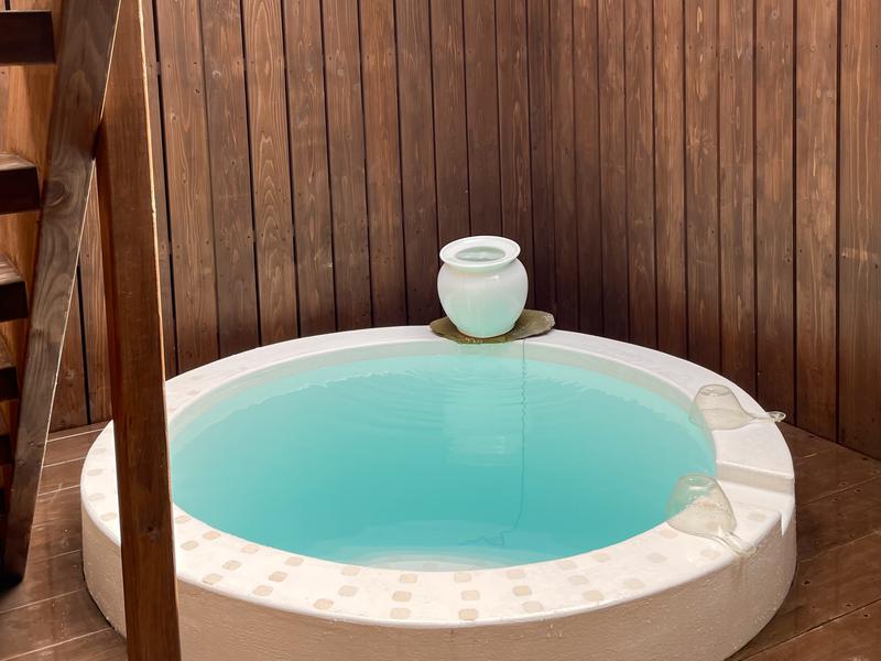 グランピング五感 水深約150㎝  立ったまま入れる水風呂