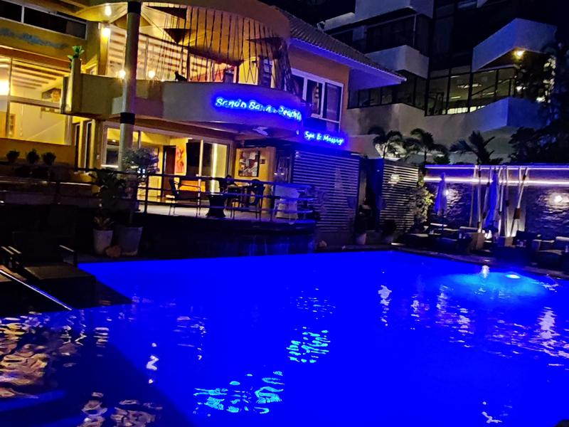 SANDS SAUNA BEACH CLUB PATTAYA 写真