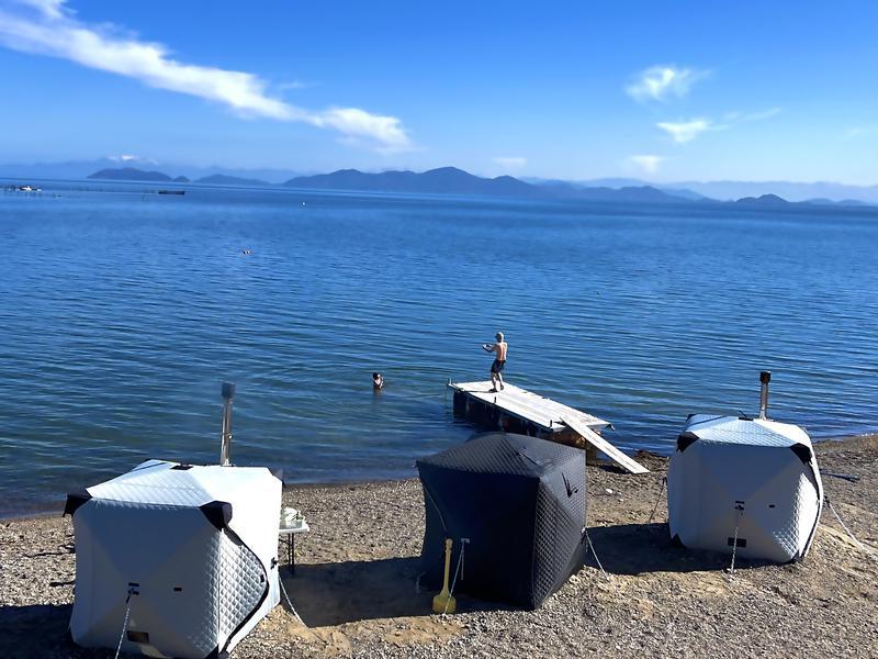 琵琶湖テントサウナatワニベース 日本最大最古の水風呂