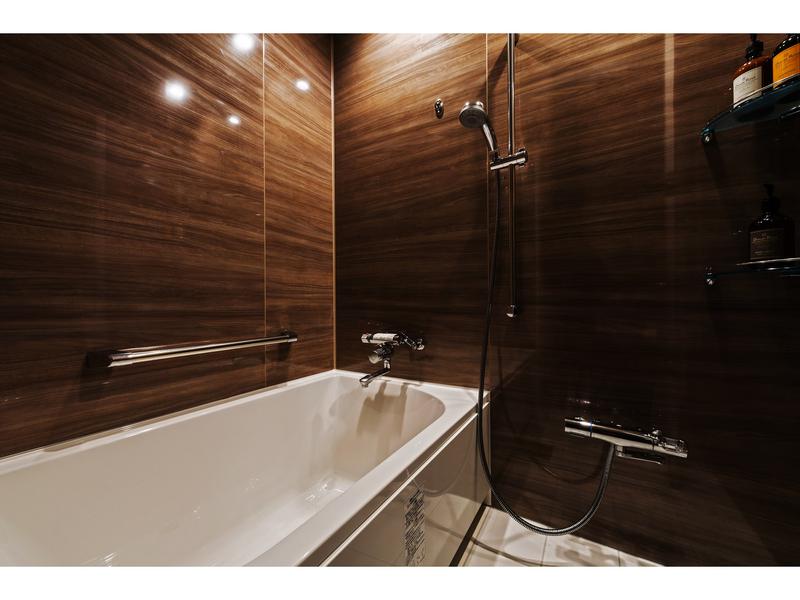 プロスタイル旅館 那覇県庁前 3F 広めの浴槽で水風呂を独り占め出来ます