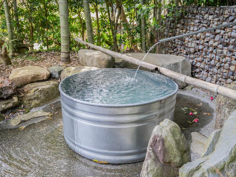 うわの空 -chahana sauna- 天然の沢水を掛け流した水風呂