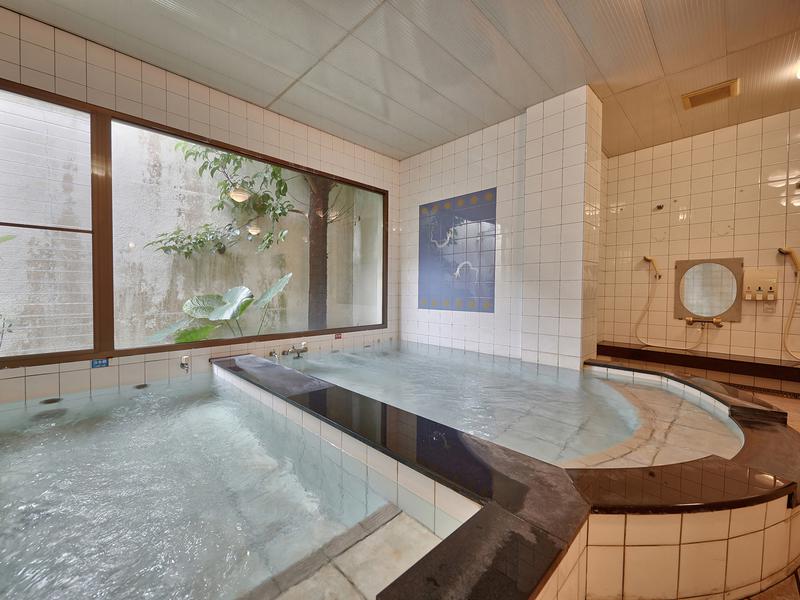 クラウンホテル沖縄 浴槽