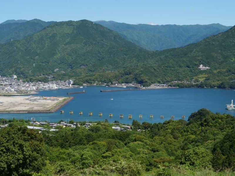 海が見える段々畑のキャンプ場ミノレ サウナから見える景色は格別です