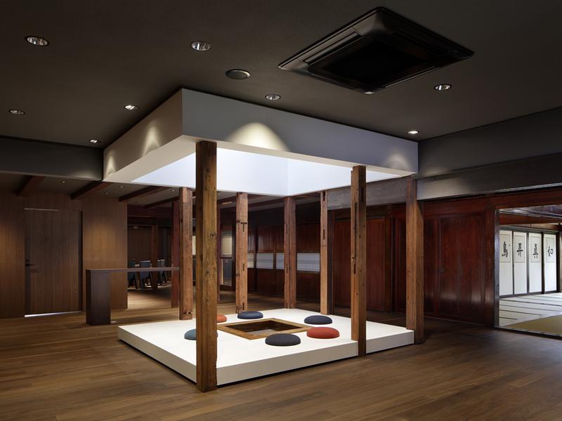 ryugon 囲炉裏ラウンジ