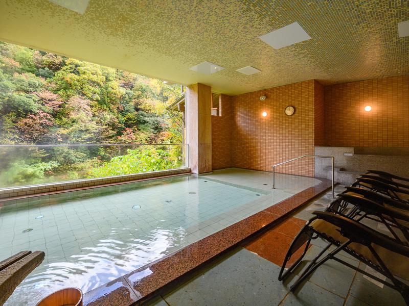 白鷺湯たわらや ③整い椅子・水風呂・露天風呂
