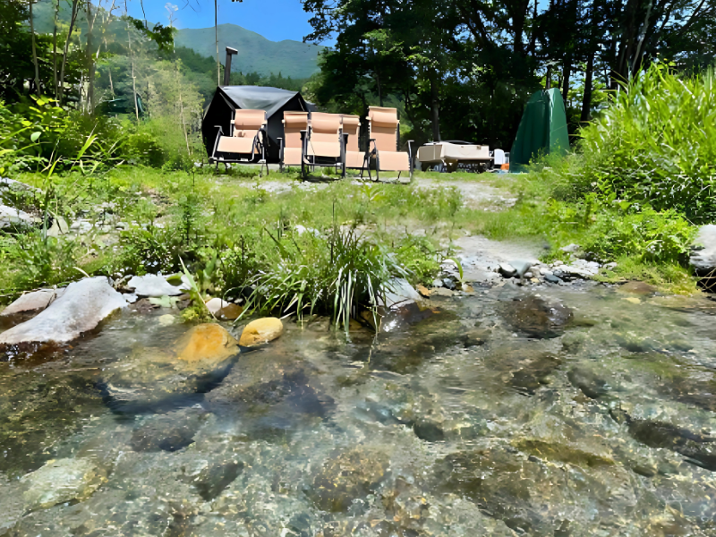 道志川サウナ 自然豊かな川サウナ。動線も完璧。