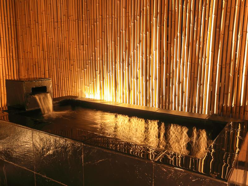 THE JUNEI HOTEL京都 屋上庭園 月光浴サウナ 地下水　水風呂