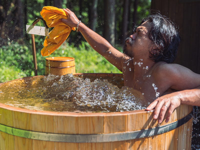 Earthboat Village Kurohime 水風呂は黒姫高原の湧き水。飲用可能です。