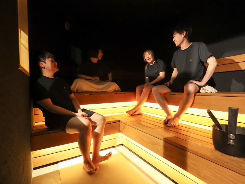 季ららサウナスタジオカフェ 10人利用可|男女共用OK